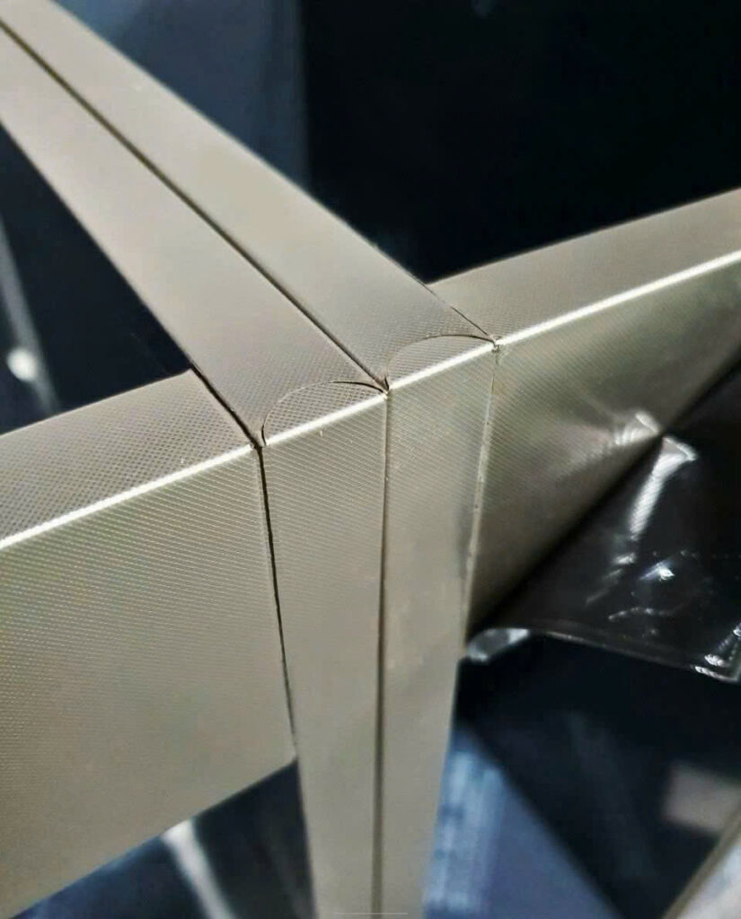 góc hoàn thiện tủ bếp inox
