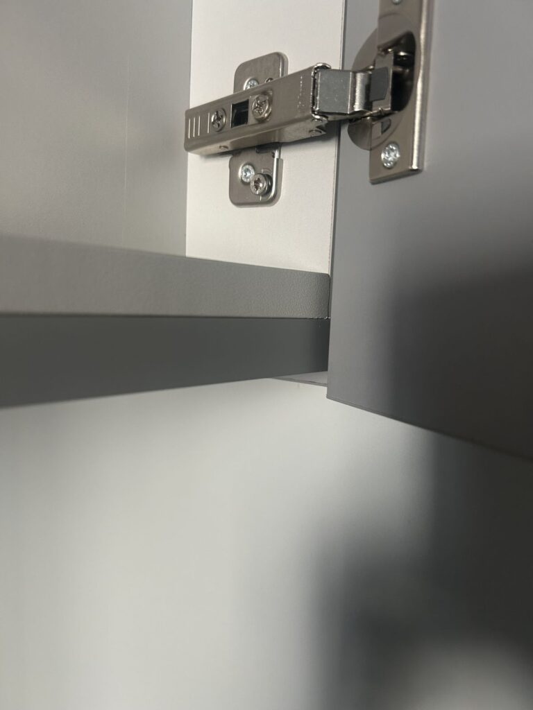 Nỗi lo mối mọt phá hủy tủ bếp gỗ: Tủ bếp inox có phải cứu cánh? Tủ bếp Inox Module, Tủ bếp Inox FIND TỦ BẾP INOX Thùng tủ bếp inox 304 module dập khép kín kháng mối mọt chống nước vĩnh cửu.