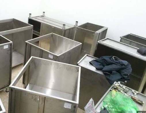 Cách hòa giải hướng bếp xấu bằng việc bố trí tủ bếp inox thông minh. Tủ bếp Inox Module, Tủ bếp Inox FIND Cấu trúc module độc lập của FIND giúp dễ dàng di chuyển, thay đổi vị trí bếp mà không phải làm lại toàn bộ tủ.